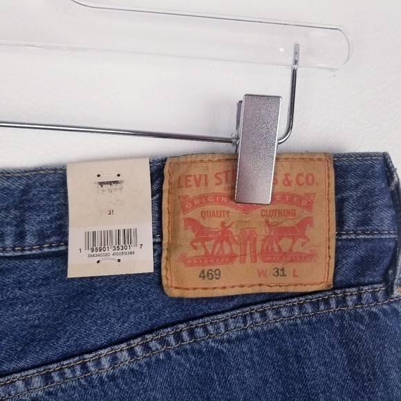 Levi's Men's 469 Loose Jean Shorts NWT - Picture 6 of 10